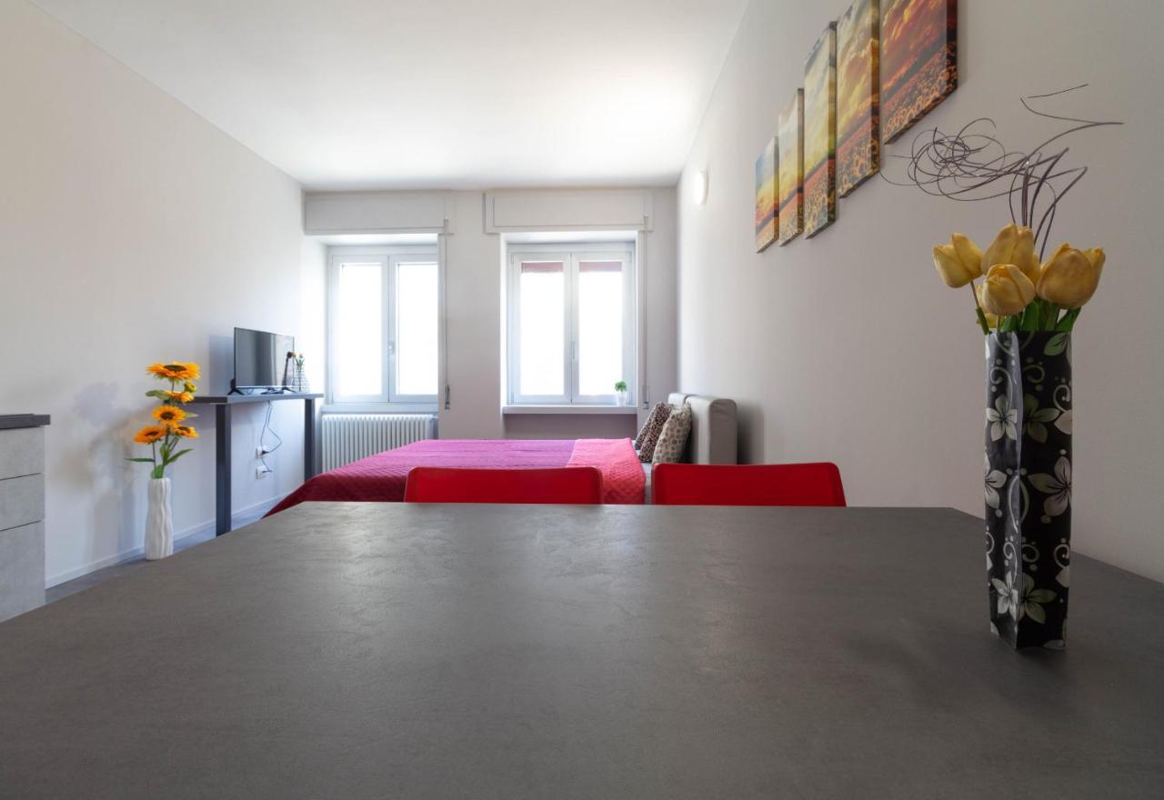 Appartamento Girasole - Affitti Brevi Italia Lecco Exterior photo