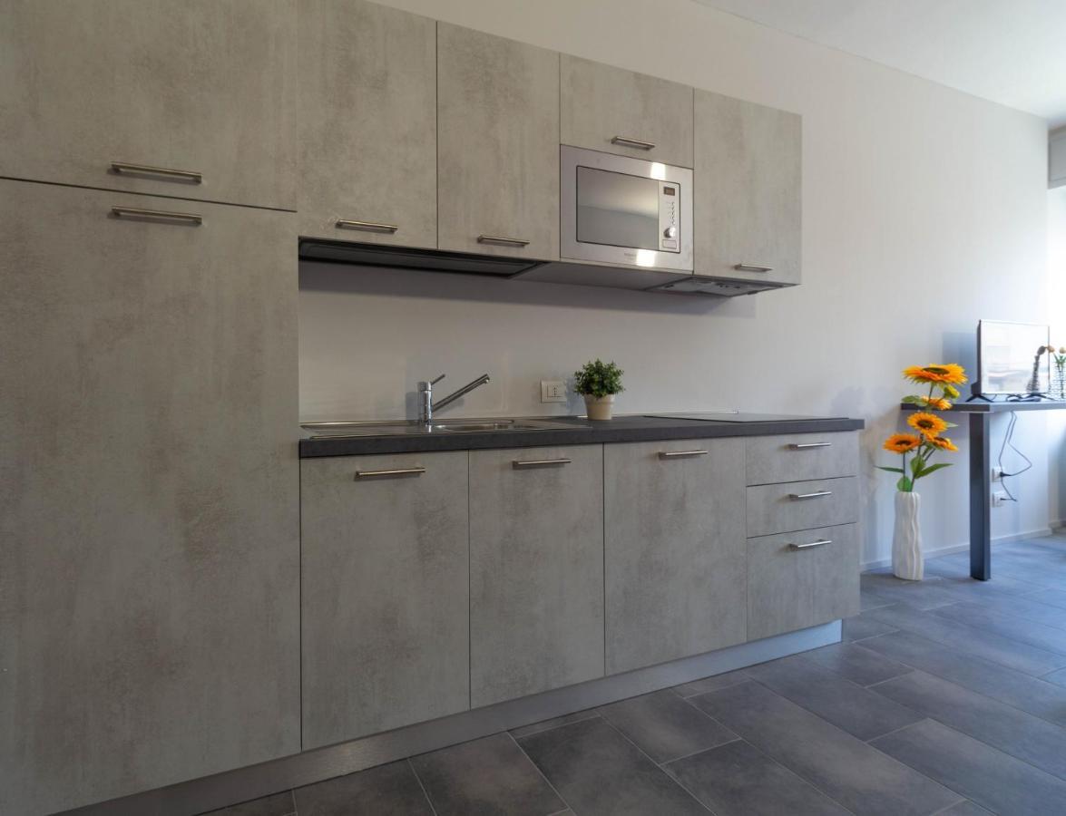 Appartamento Girasole - Affitti Brevi Italia Lecco Exterior photo