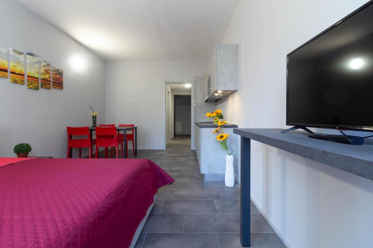Appartamento Girasole - Affitti Brevi Italia Lecco Exterior photo