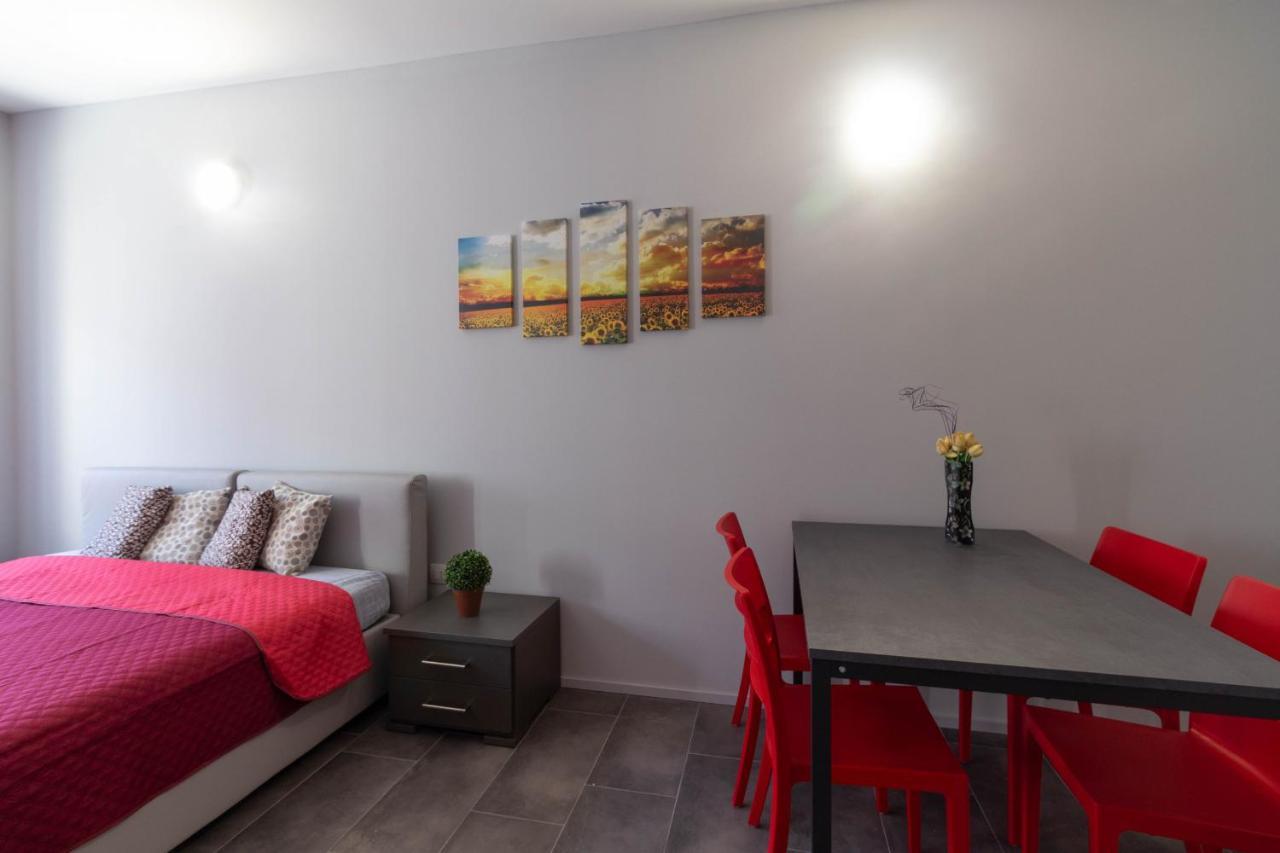 Appartamento Girasole - Affitti Brevi Italia Lecco Exterior photo